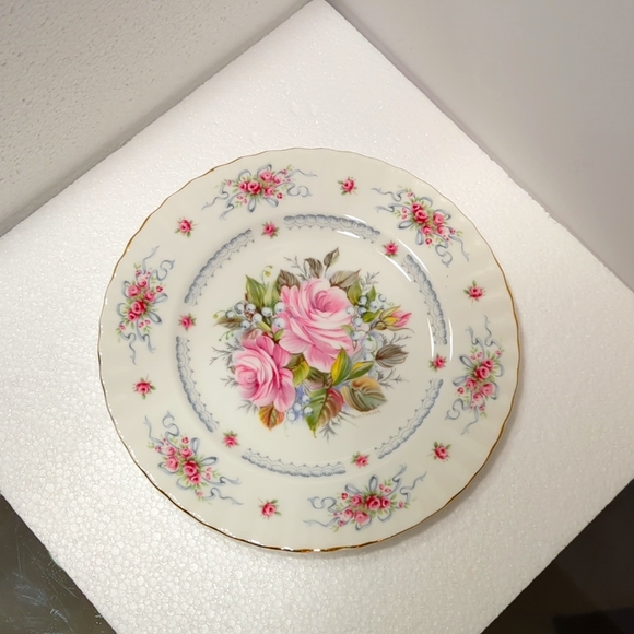 Royal Albert Happy Birthday Plate - Picture 2 of 9